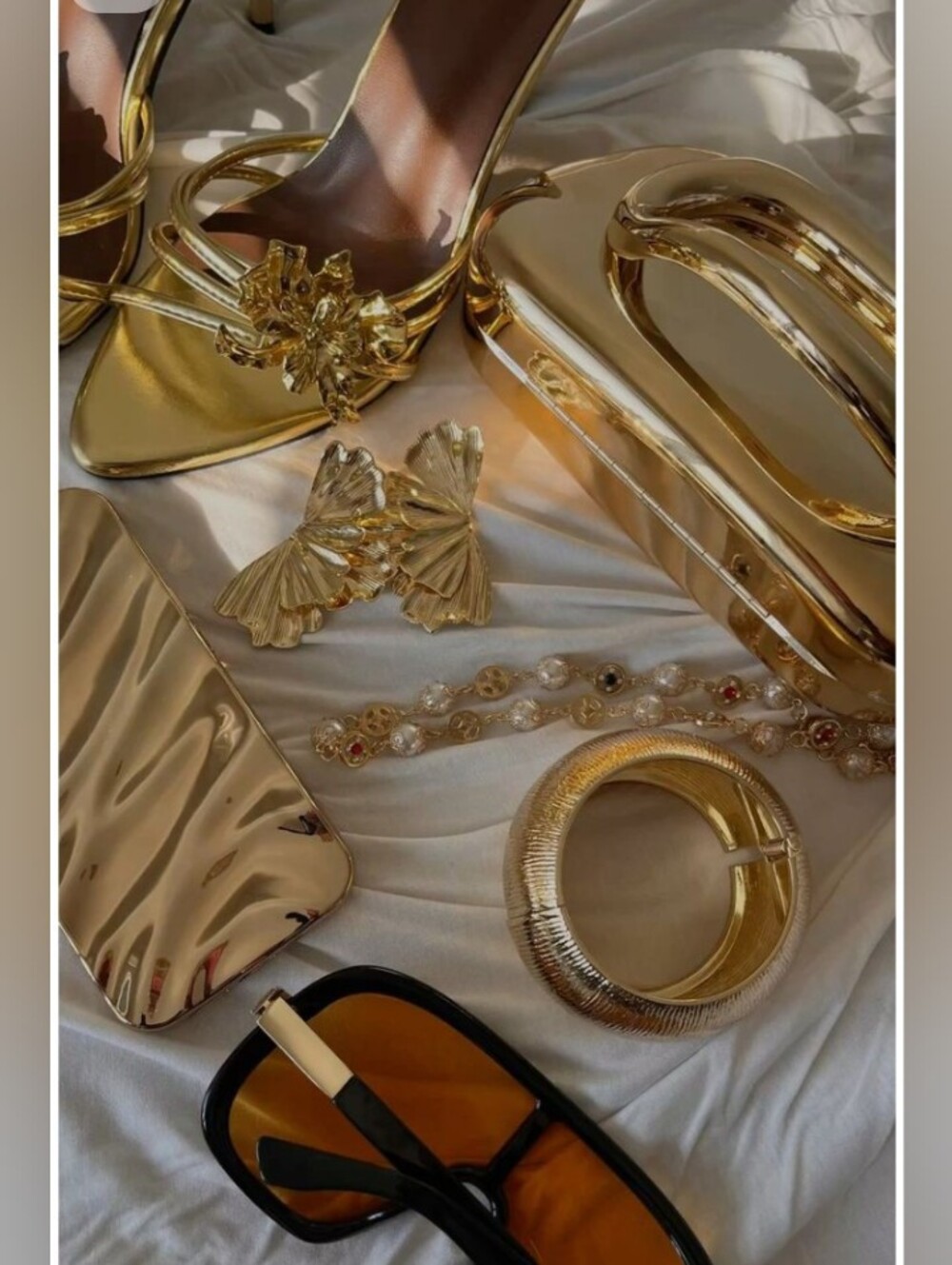 Net Isle Of BONITA :IVORY N GOLD RIVETS SET - Picture 4 of 7